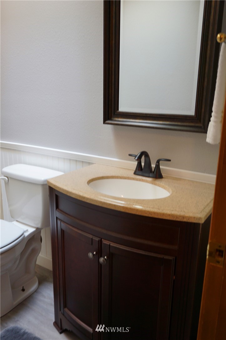 601 North Waugh Road Mount Vernon, WA 98273 - Photo 14 of 21 Gallery Image 14