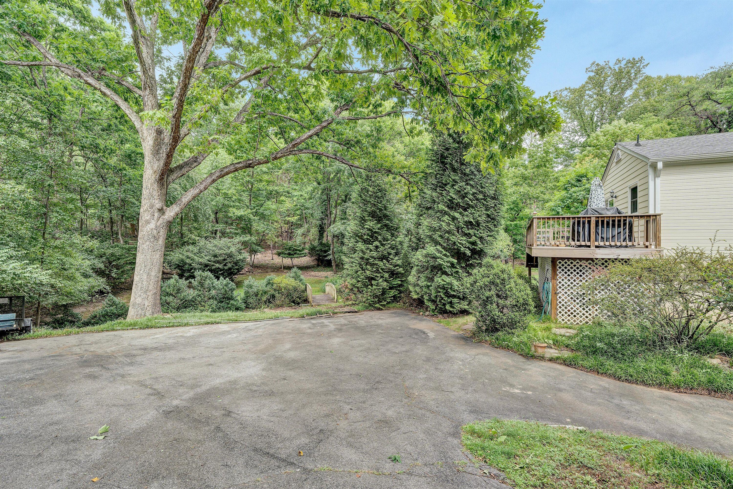 2130 Deyerle Road Southwest Roanoke, VA 24018 - Photo 39 of 47 39-DSC00388