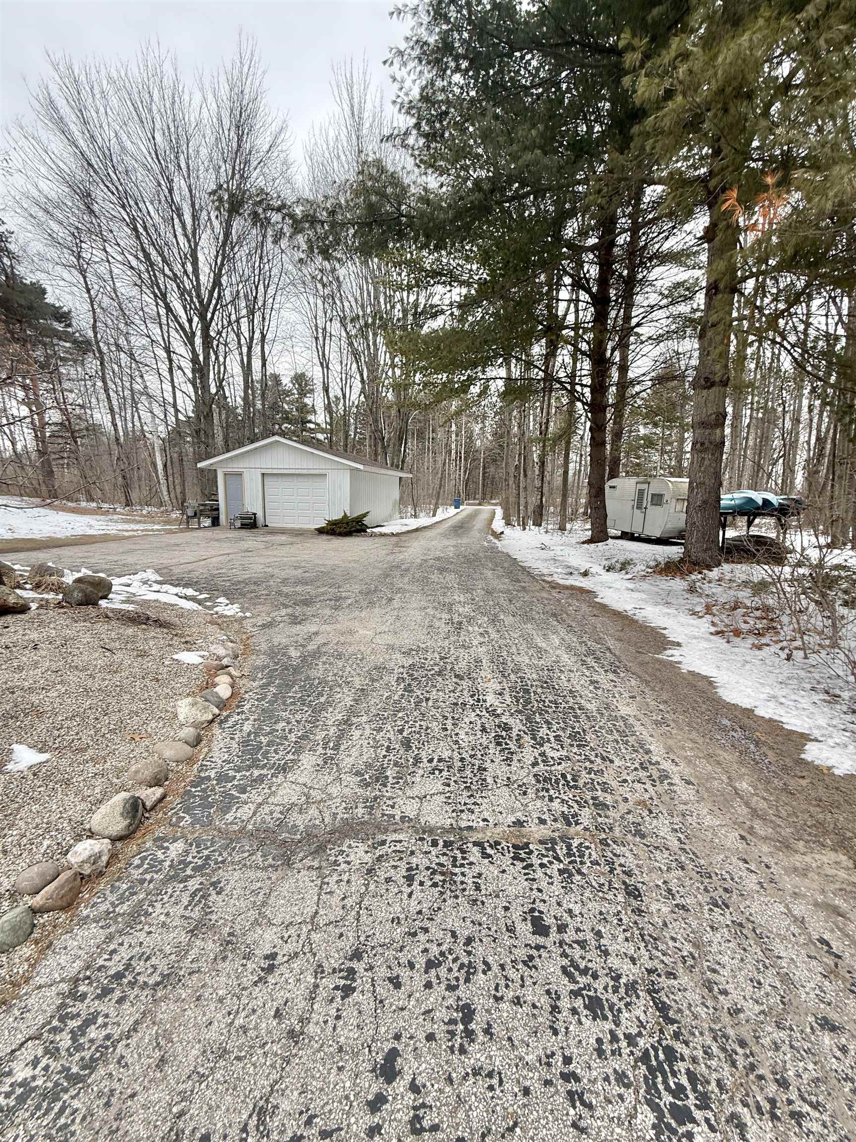 3489 Bay Arenac Line Road Pinconning, MI 48650 - Photo 5 of 31