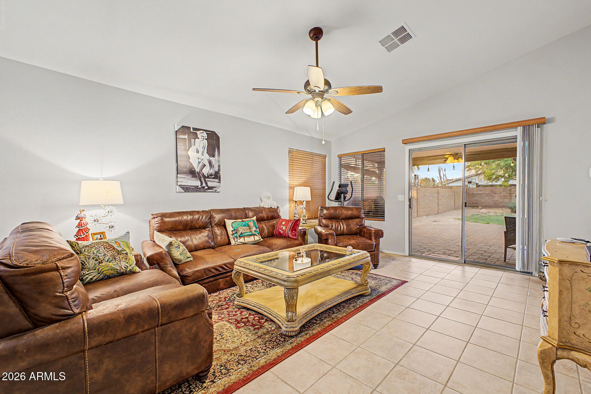 6458 West Saddlehorn Road Phoenix, AZ 85083 - Photo 6 of 20 12 - Saddlehorn