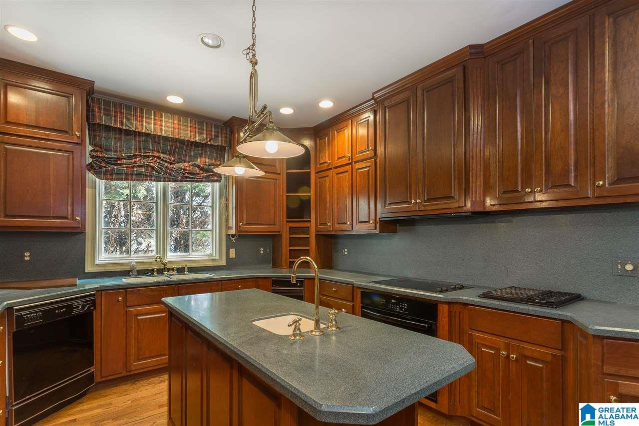 4103 Brecon Circle Talladega, AL 35160 - Photo 16 of 47