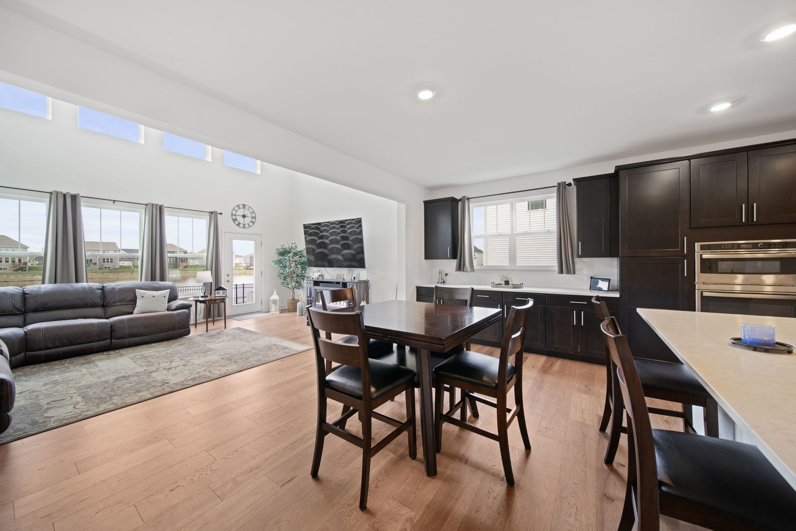 119 Ellis Road Algonquin, IL 60102 - Photo 8 of 31