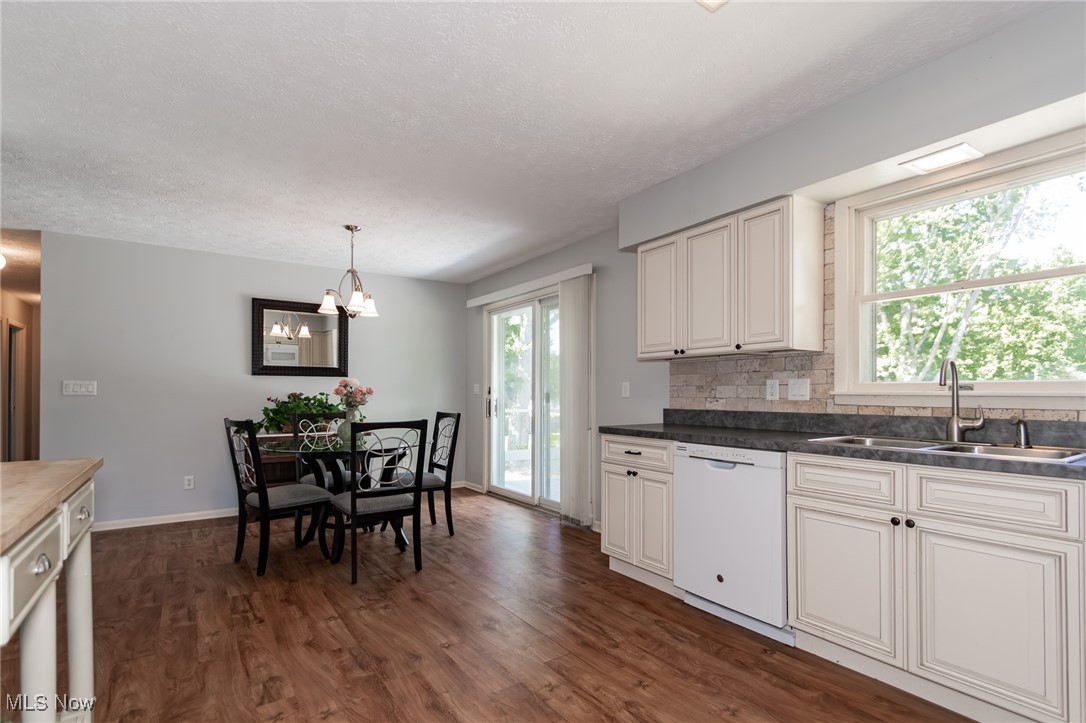 10001 Johnnycake Ridge Road Painesville, OH 44077 - Photo 11 of 40