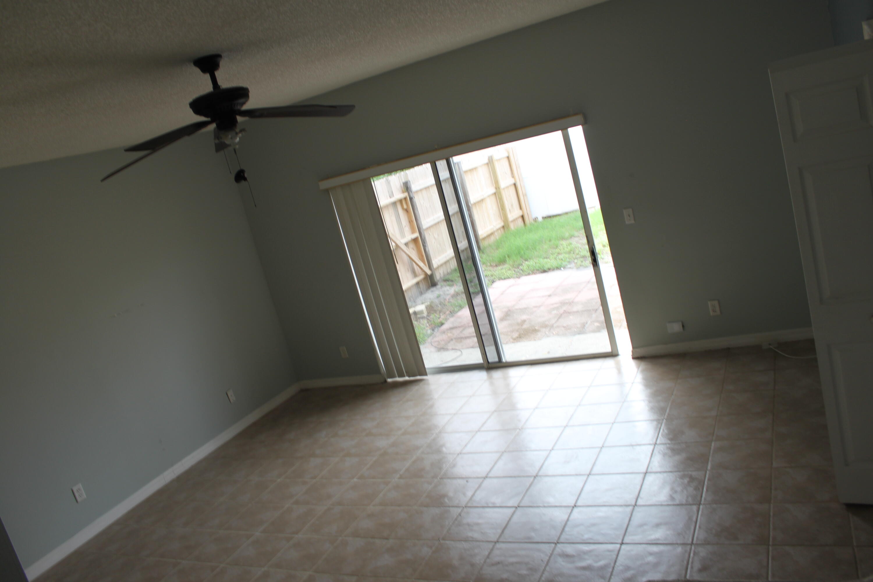 675 Ipswich Street Boca Raton, FL 33487 - Photo 18 of 24 C5183798-73C9-46B8-BA95-96F5698F9AD8