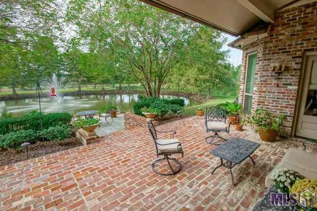 $1,100,000 | 11804 Villa Creek Avenue, Baton Rouge, LA 70810