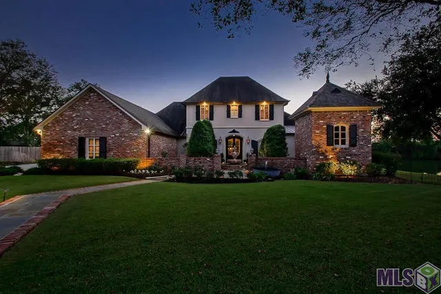 $1,100,000 | 11804 Villa Creek Avenue, Baton Rouge, LA 70810