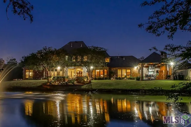 $1,100,000 | 11804 Villa Creek Avenue, Baton Rouge, LA 70810