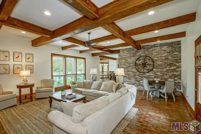 $1,100,000 | 11804 Villa Creek Avenue, Baton Rouge, LA 70810