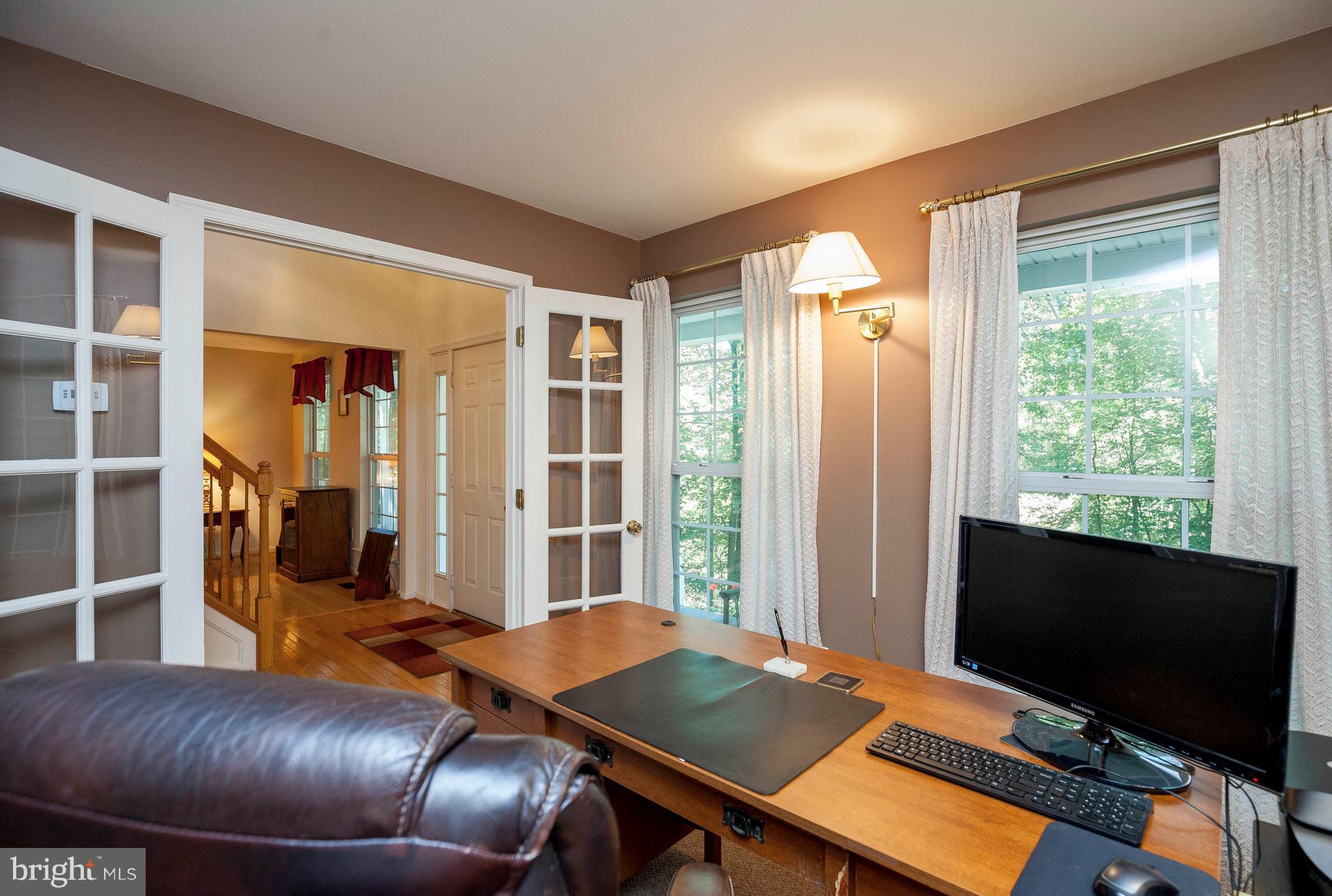 2945 Pinewick Road Ellicott City, MD 21042 - Photo 5 of 30 Office/Study