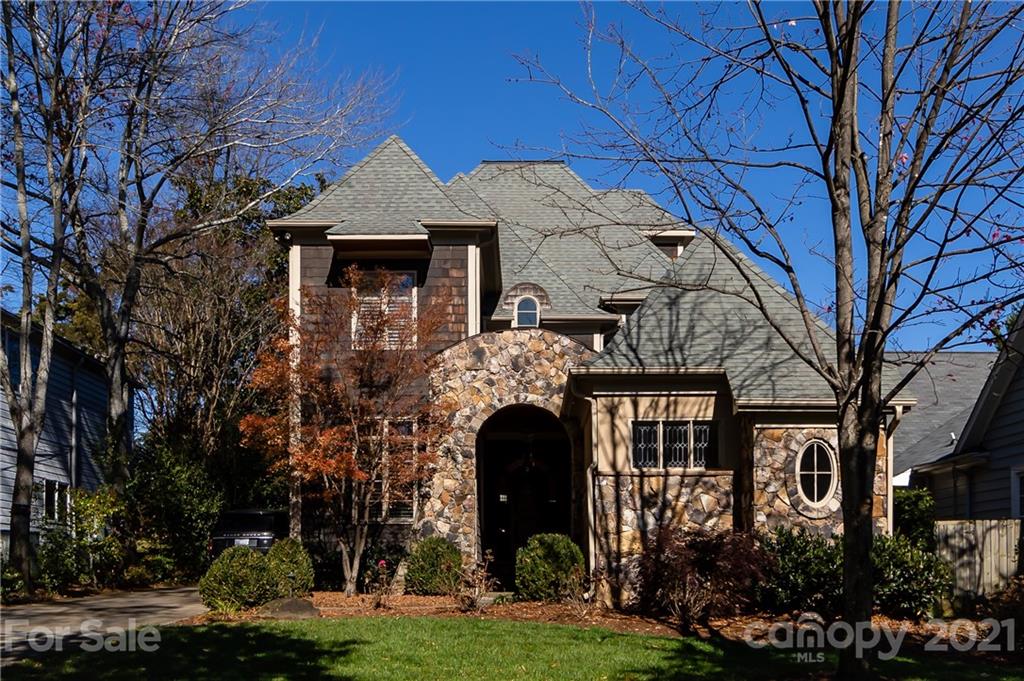 135 Altondale Avenue Charlotte, NC 28207 - Photo 1 of 46 Gallery Image 1
