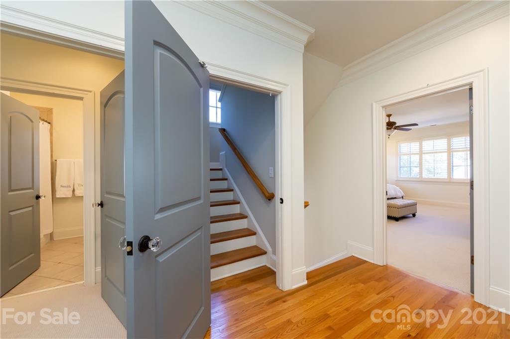 135 Altondale Avenue Charlotte, NC 28207 - Photo 40 of 46 Gallery Image 40