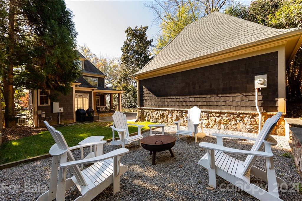 135 Altondale Avenue Charlotte, NC 28207 - Photo 44 of 46 Gallery Image 44