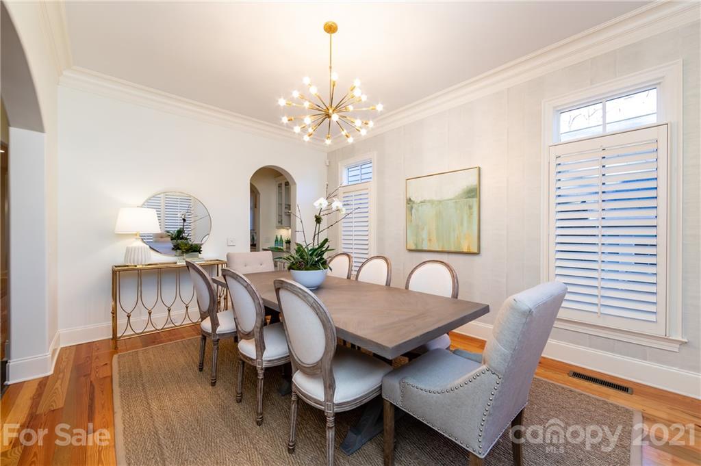 135 Altondale Avenue Charlotte, NC 28207 - Photo 9 of 46 Gallery Image 9