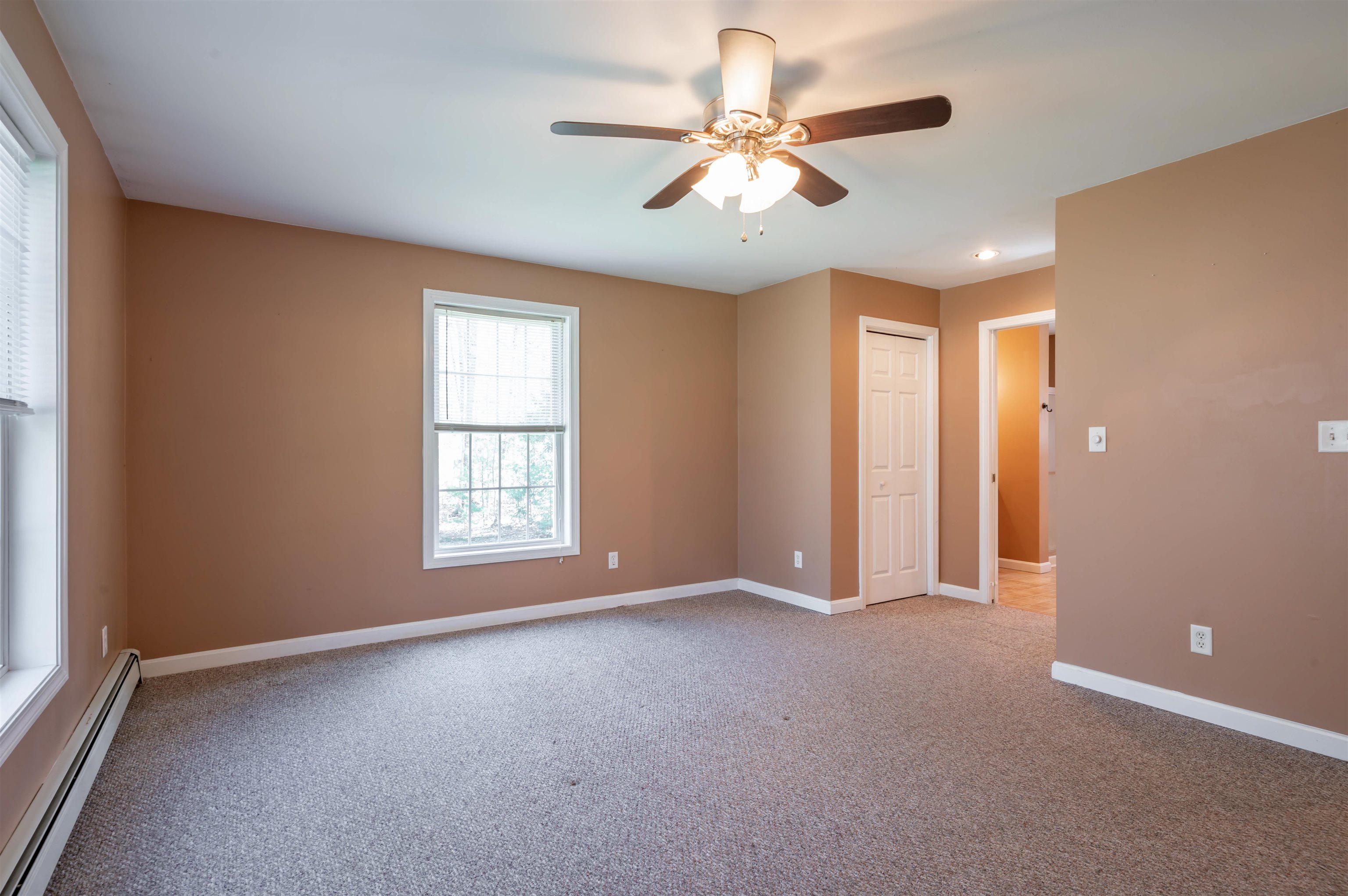 130 Raymond Road Nottingham, NH 03290 - Photo 14 of 27 Gallery Image 14