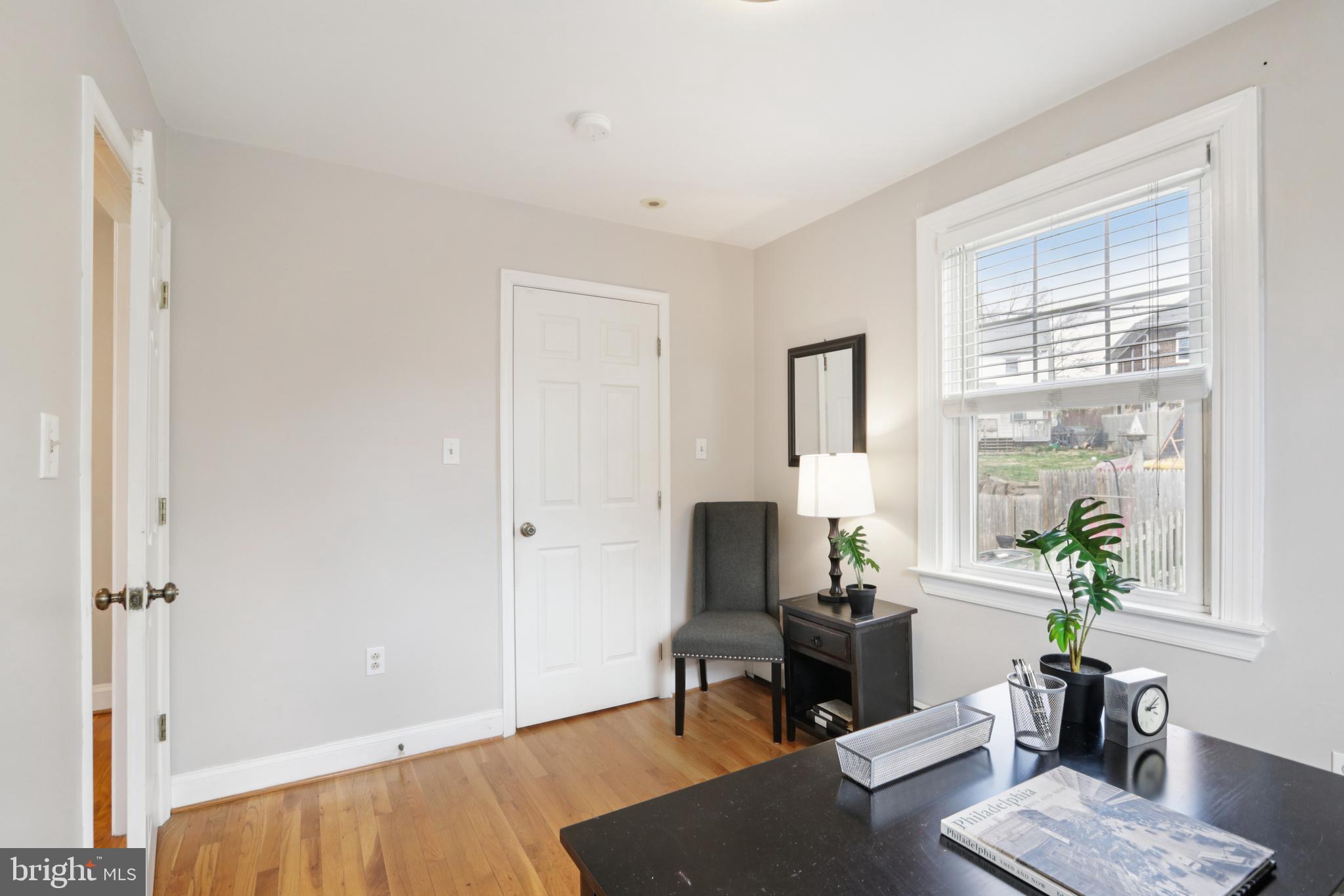 205 North Aberdeen Avenue Wayne, PA 19087 - Photo 16 of 46 a living room with furniture and a potted plant