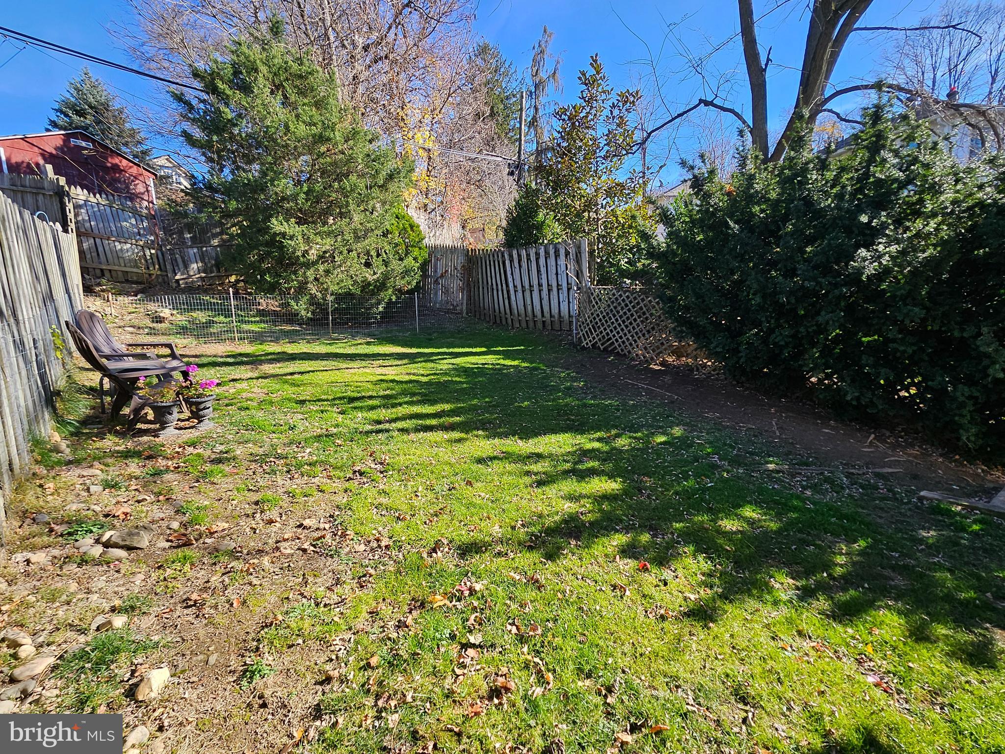 205 North Aberdeen Avenue Wayne, PA 19087 - Photo 36 of 46 a view of a backyard with a garden
