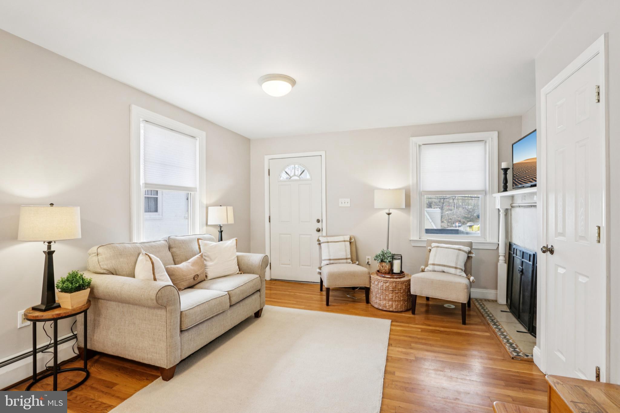 205 North Aberdeen Avenue Wayne, PA 19087 - Photo 7 of 46 a living room with furniture and a rug