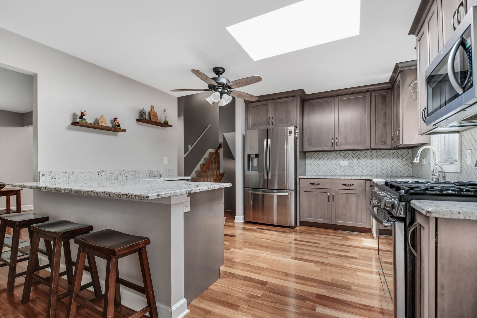 613 Gavin Avenue Romeoville, IL 60446 - Photo 9 of 31 Gallery Image 9