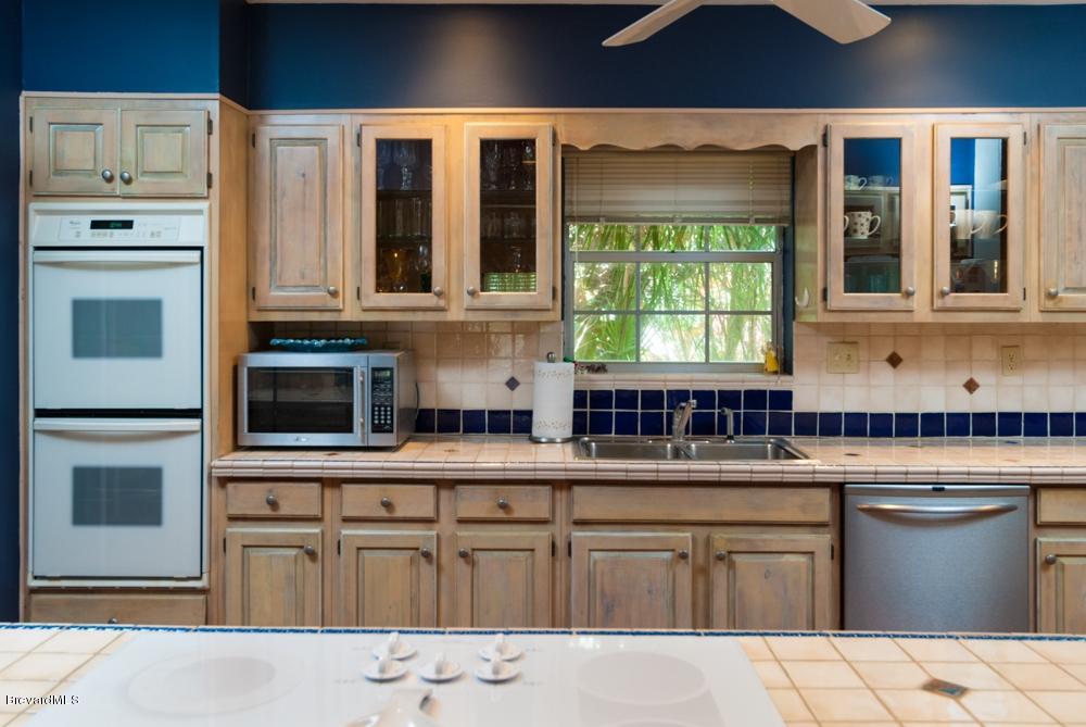 501 South Riverside Drive Indialantic, FL 32903 - Photo 10 of 24 Kitchen