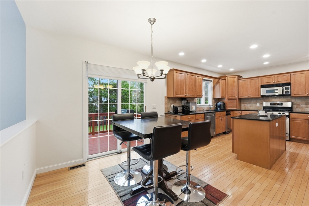 22 Barrett Street Needham, MA 02492 - Photo 8 of 26 Gallery Image 8