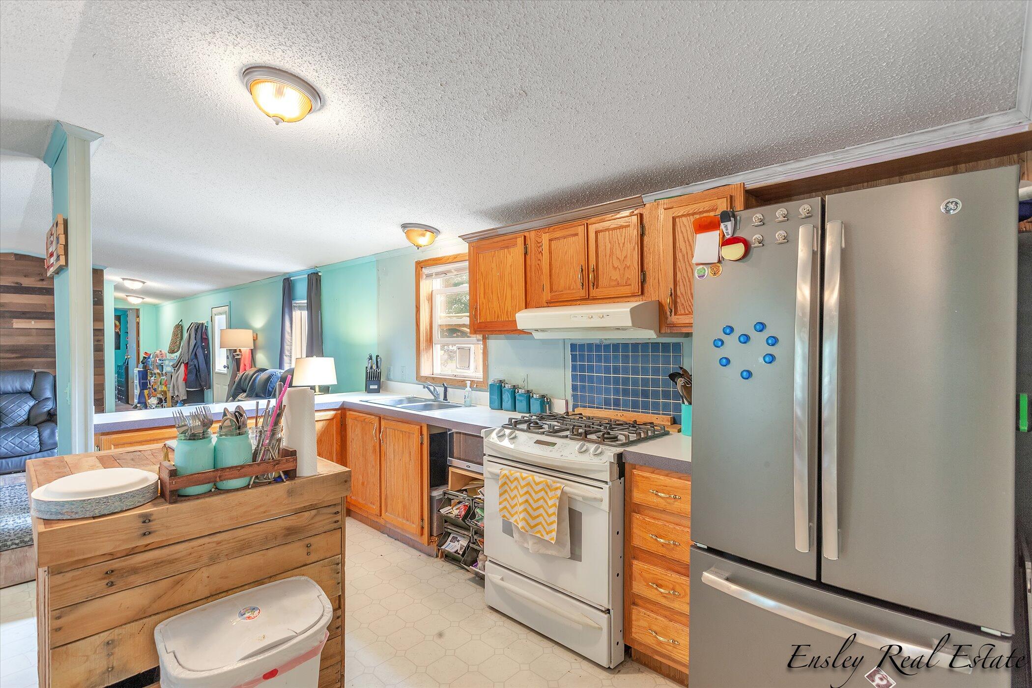9911 Paden Road Lakeview, MI 48850 - Photo 16 of 42 15-9911-Paden-Rd-WindowStill-Real-Estate