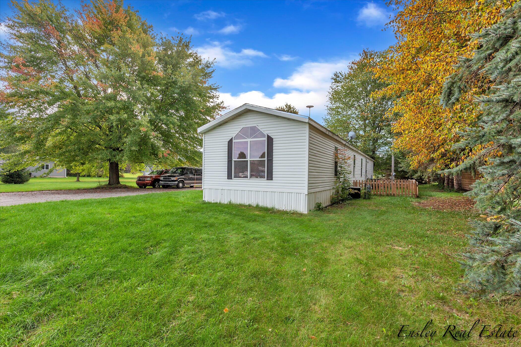 9911 Paden Road Lakeview, MI 48850 - Photo 3 of 42 02-9911-Paden-Rd-WindowStill-Real-Estate