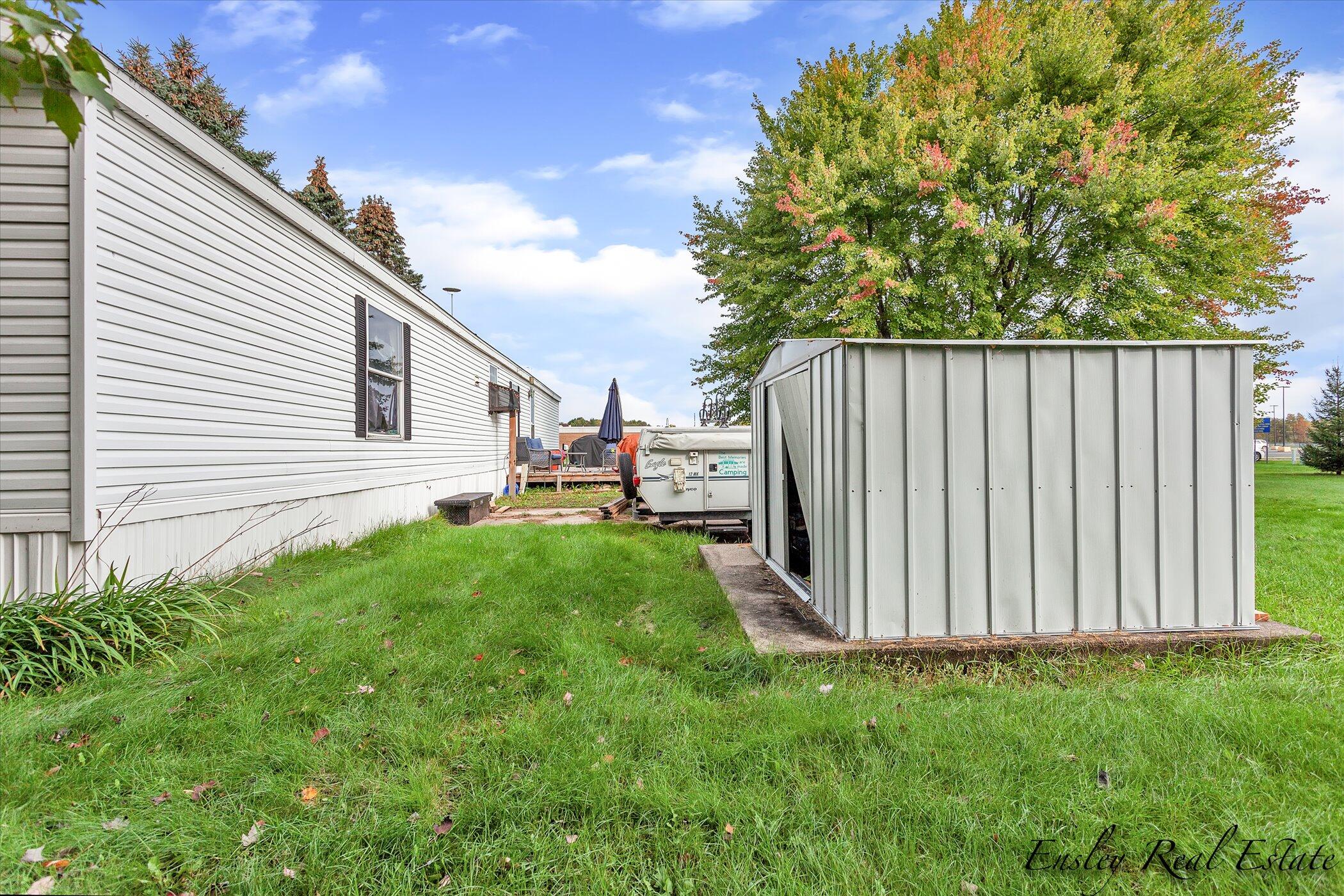 9911 Paden Road Lakeview, MI 48850 - Photo 42 of 42 43-9911-Paden-Rd-WindowStill-Real-Estate