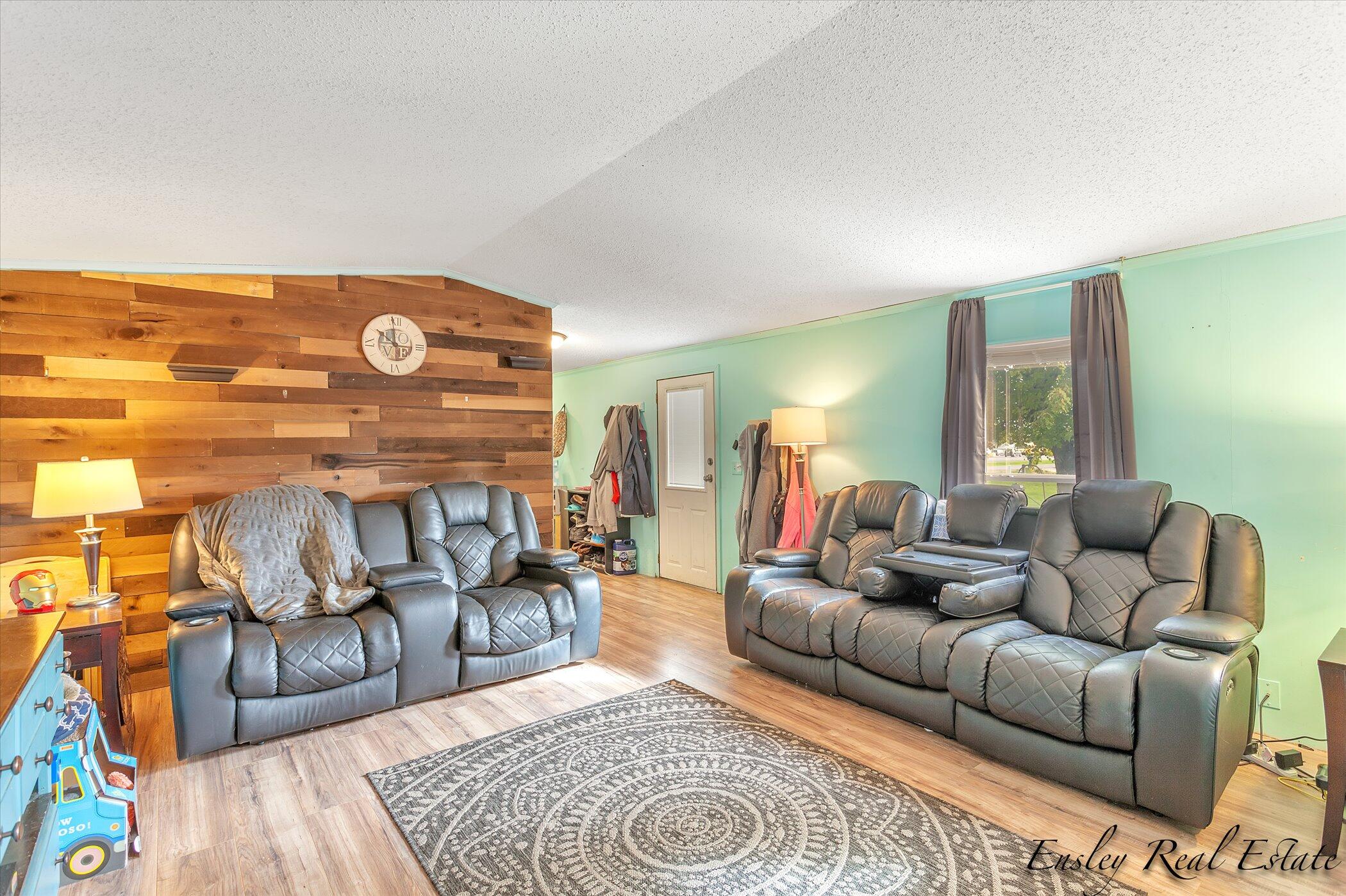 9911 Paden Road Lakeview, MI 48850 - Photo 10 of 42 09-9911-Paden-Rd-WindowStill-Real-Estate