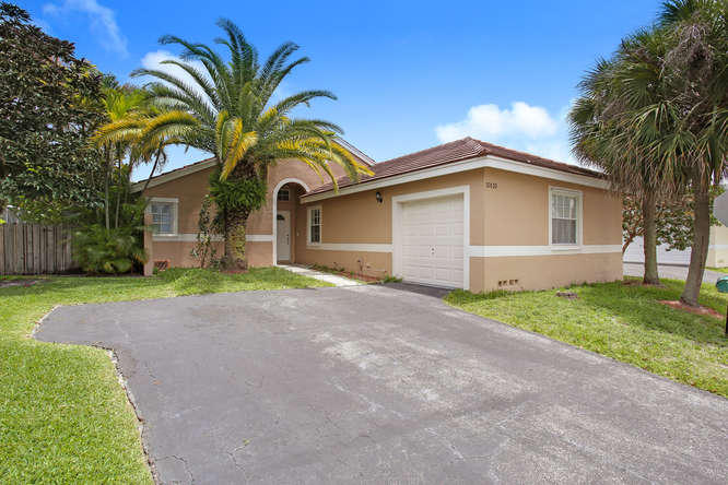 10110 Fanfare Drive Boca Raton, FL 33428 - Photo 1 of 16 10110 Fanfare Dr Boca Raton FL-small-003
