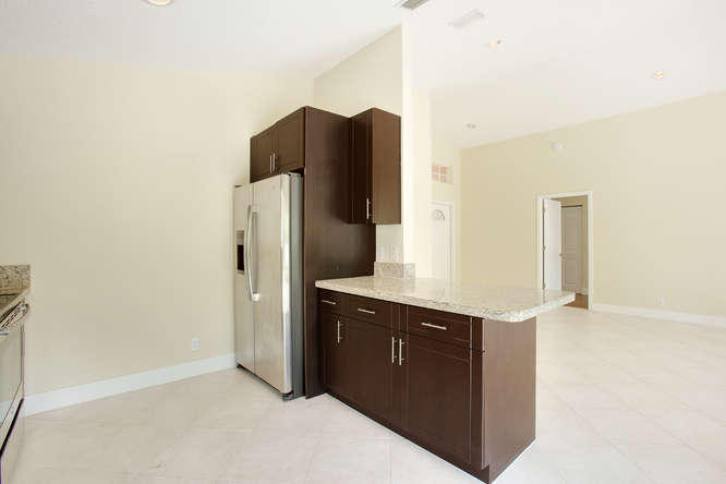 10110 Fanfare Drive Boca Raton, FL 33428 - Photo 6 of 16 10110 Fanfare Dr Boca Raton FL-small-008