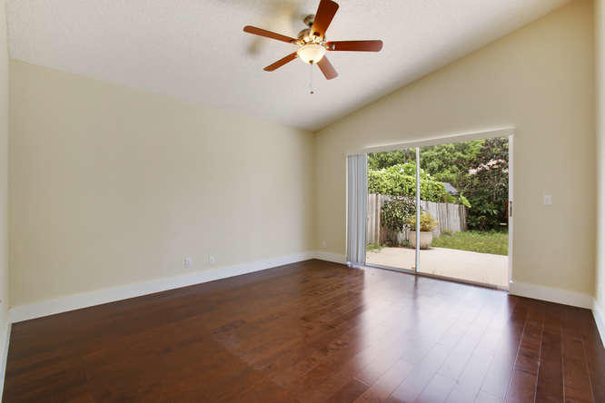 10110 Fanfare Drive Boca Raton, FL 33428 - Photo 7 of 16 10110 Fanfare Dr Boca Raton FL-small-010