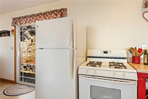 $235,000 | 3723 Lakeview Drive, Nice, CA 95464