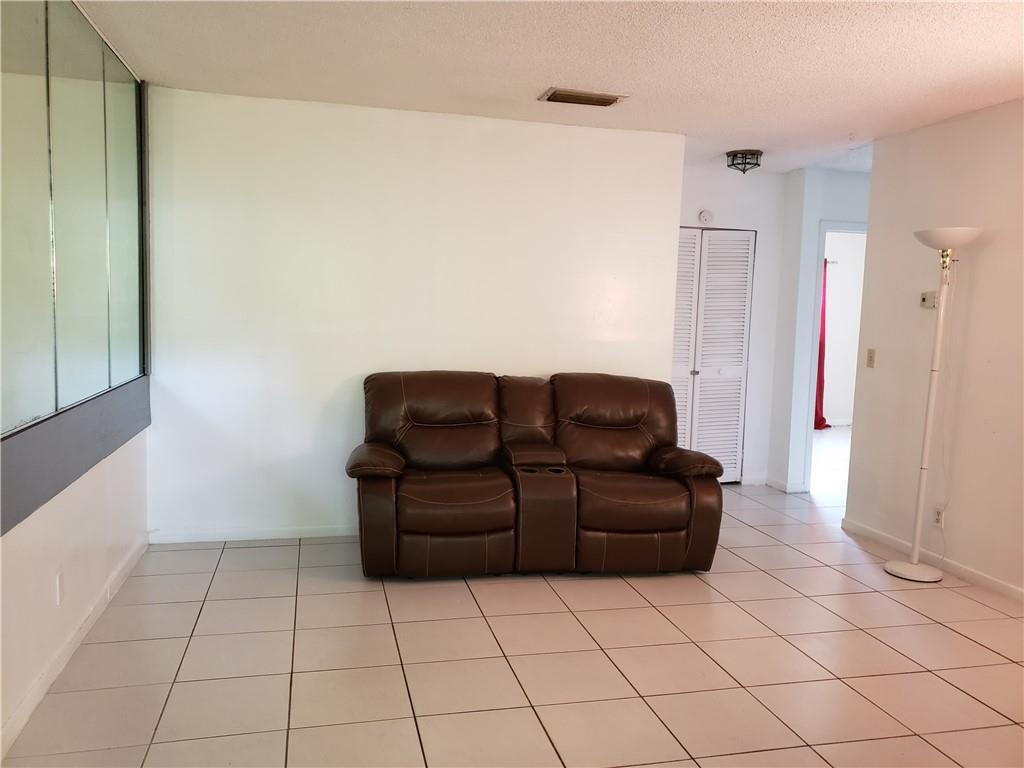 274 Southwest 9th Street, Unit 2 Dania Beach, FL 33004 - Photo 2 of 9 Photo 2