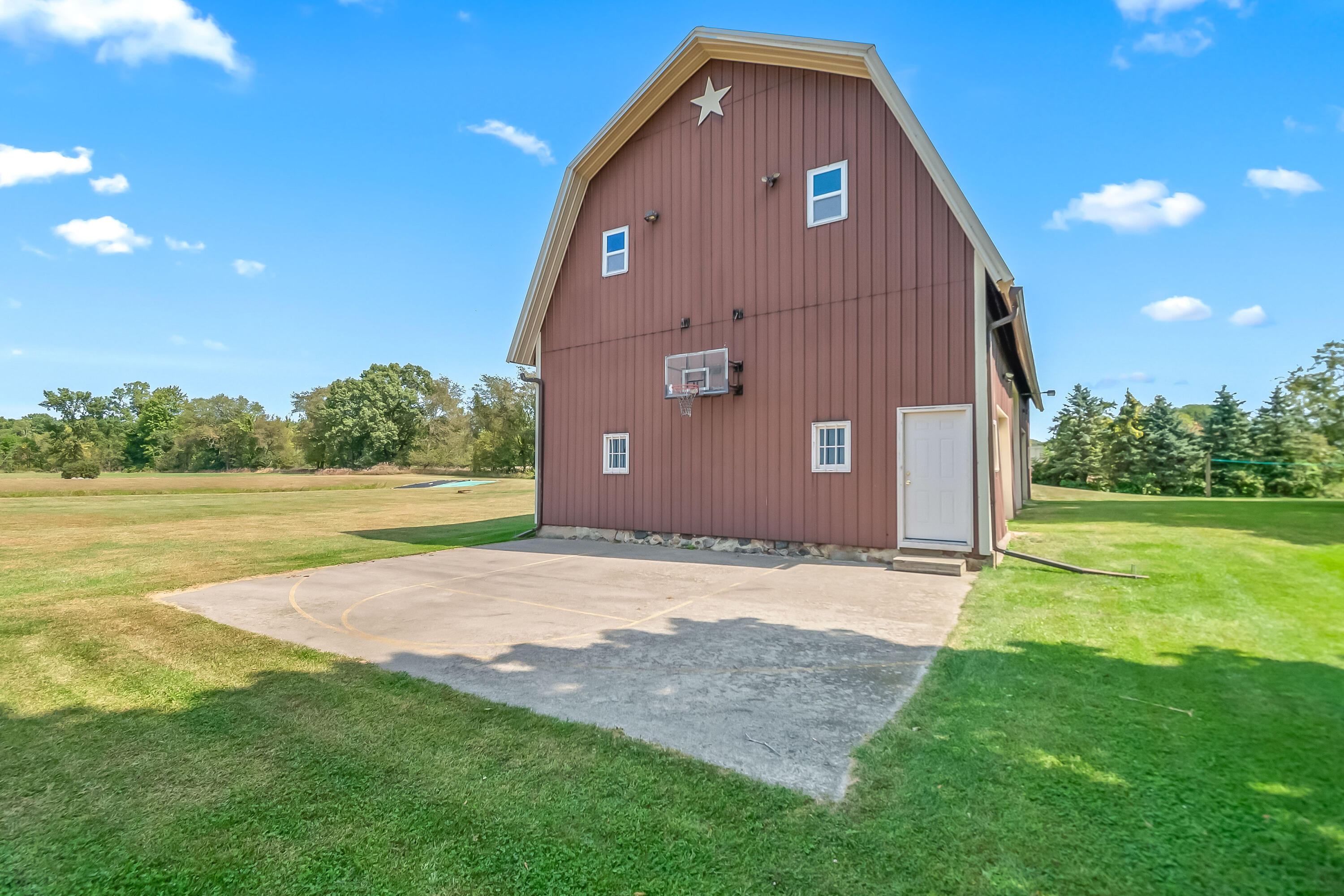10660 West Chicago Road Allen, MI 49227 - Photo 38 of 51 32