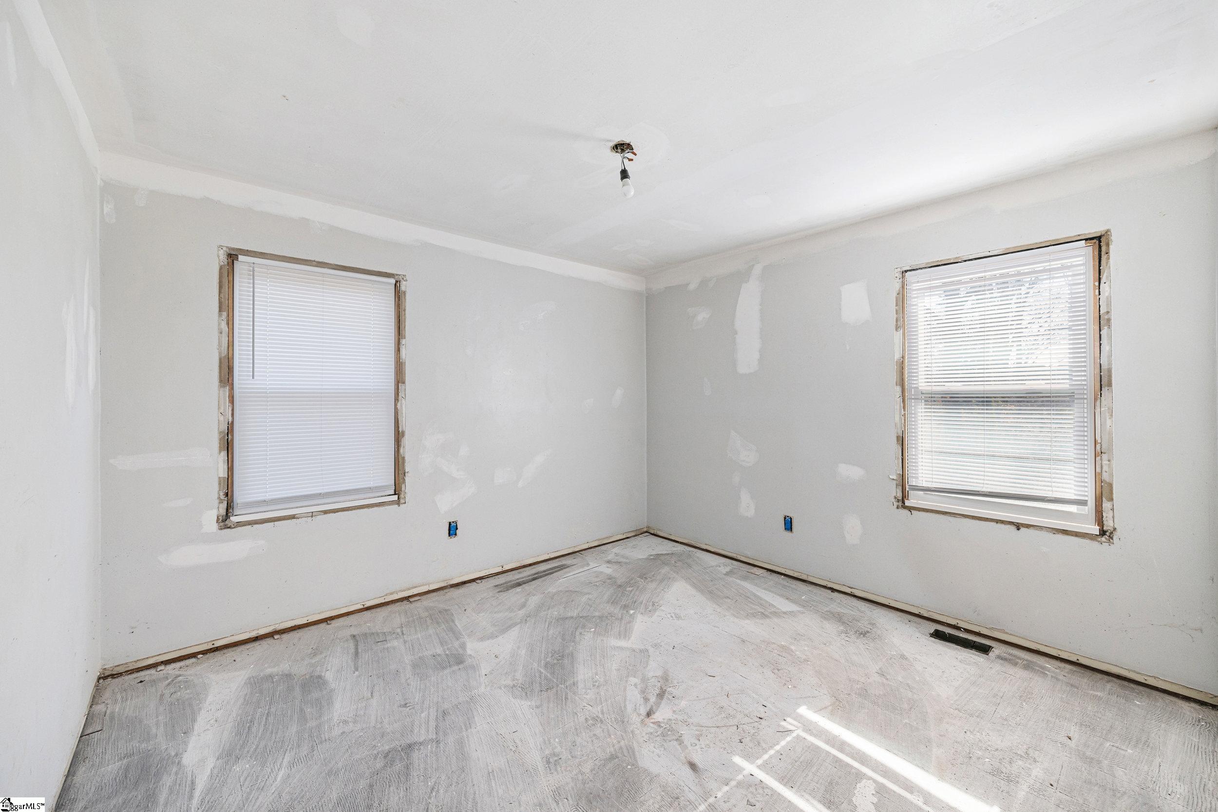 213 Elder Street Greenville, SC 29607 - Photo 13 of 47