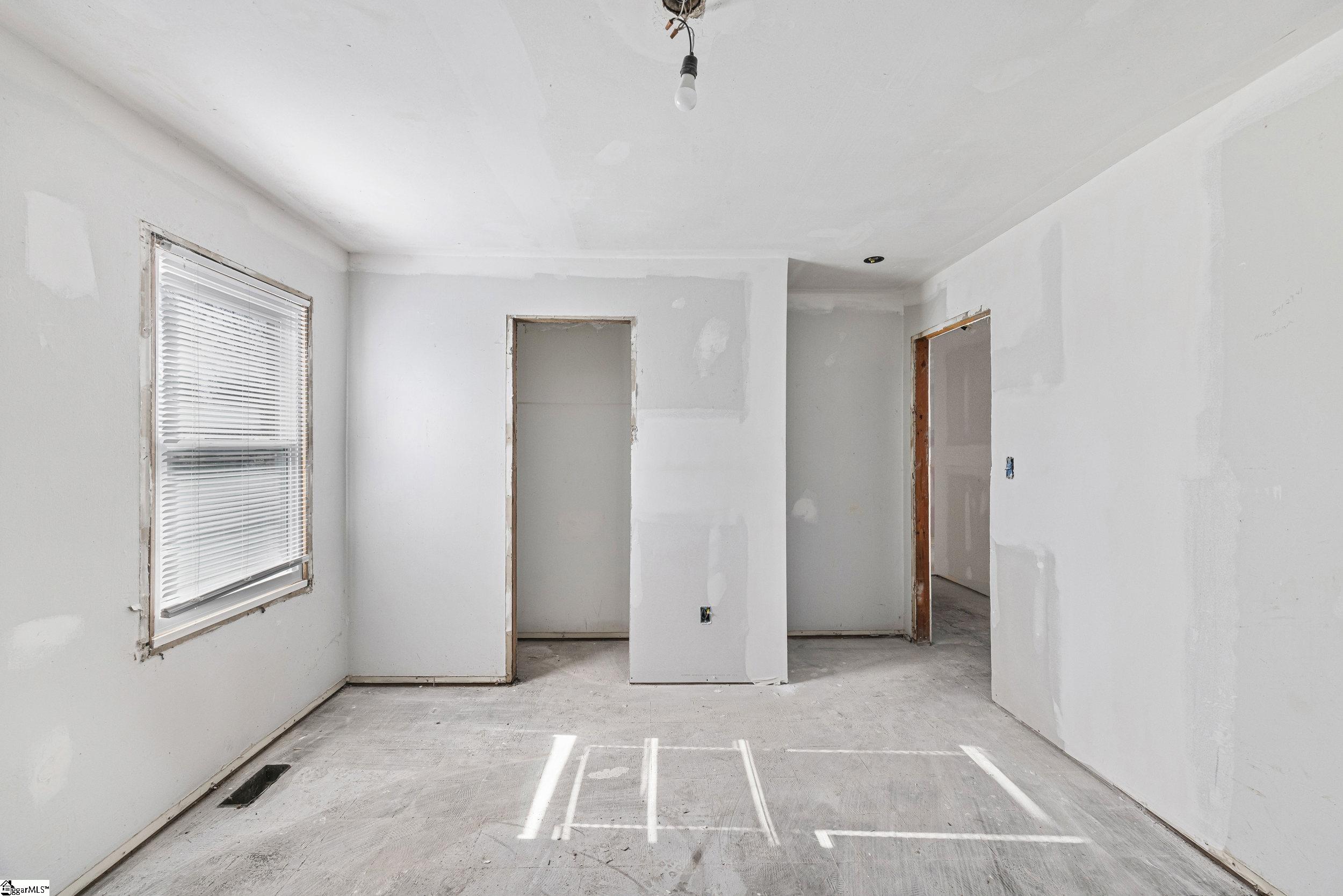 213 Elder Street Greenville, SC 29607 - Photo 14 of 47