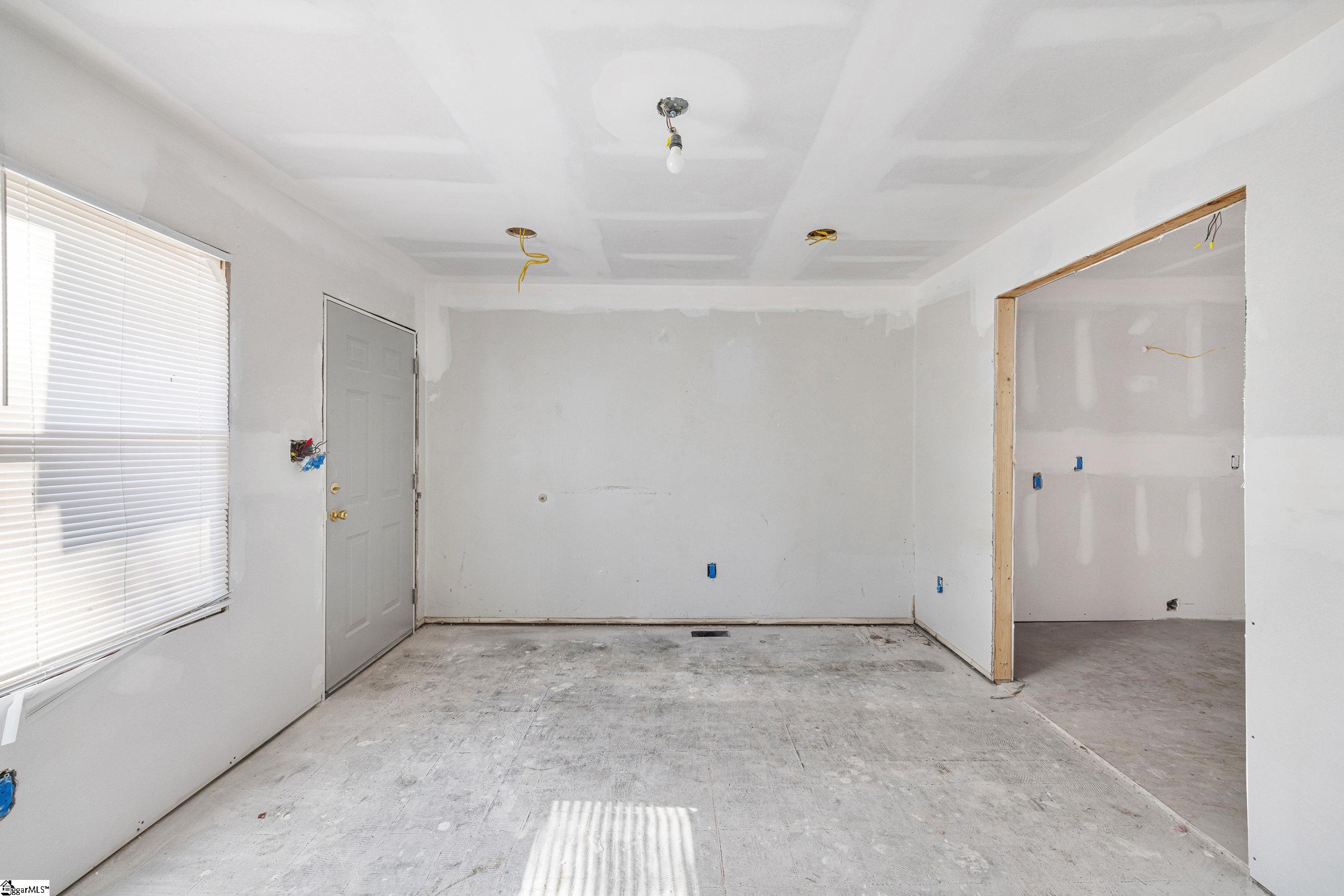 213 Elder Street Greenville, SC 29607 - Photo 6 of 47