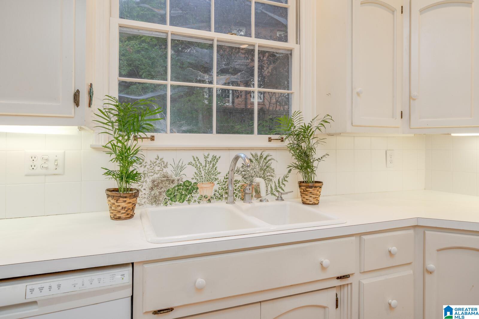 3156 Guilford Road Birmingham, AL 35223 - Photo 20 of 51