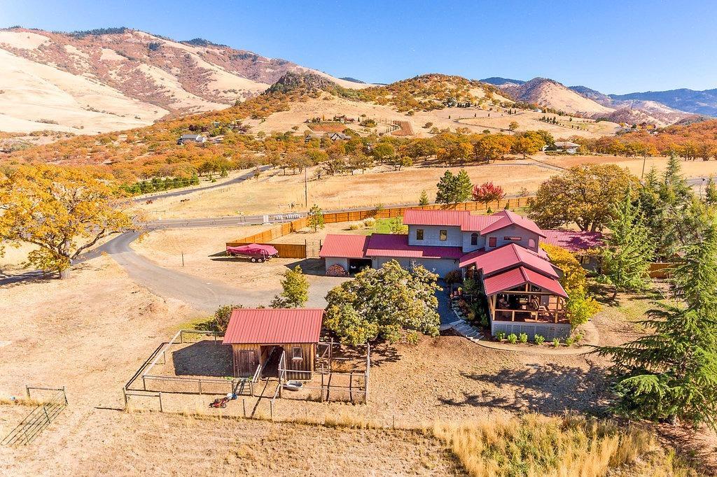 11233 Corp Ranch Road Ashland, OR 97520 - Photo 31 of 34 Additional Photo