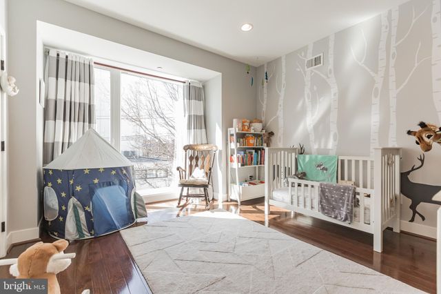 $615,000 | 219 Green Street, Philadelphia, PA 19123