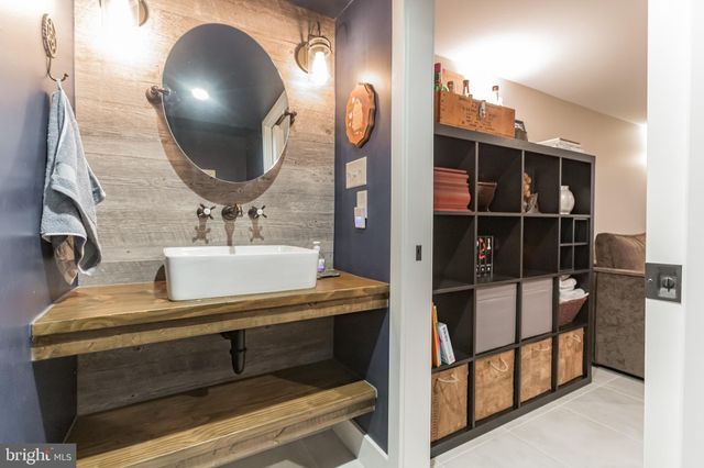 $615,000 | 219 Green Street, Philadelphia, PA 19123