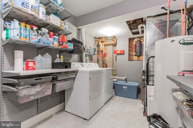 $615,000 | 219 Green Street, Philadelphia, PA 19123