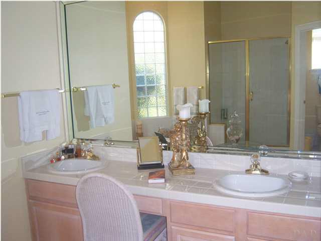 10184 Bittern Drive Pensacola, FL 32507 - Photo 12 of 24 Relax in the large jacuzzi tub.