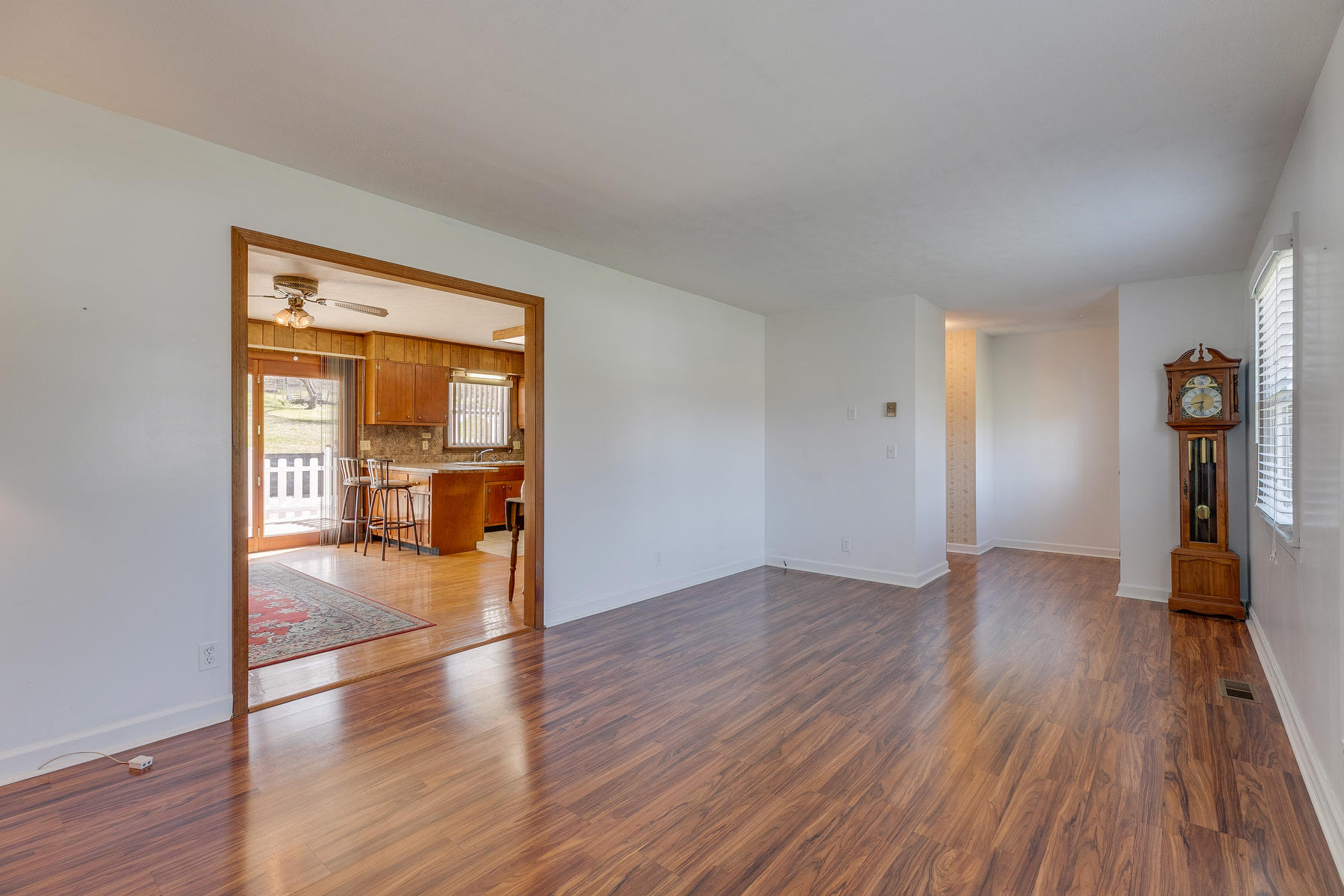 757 Lebanon Road Kingsport, TN 37663 - Photo 10 of 40 010