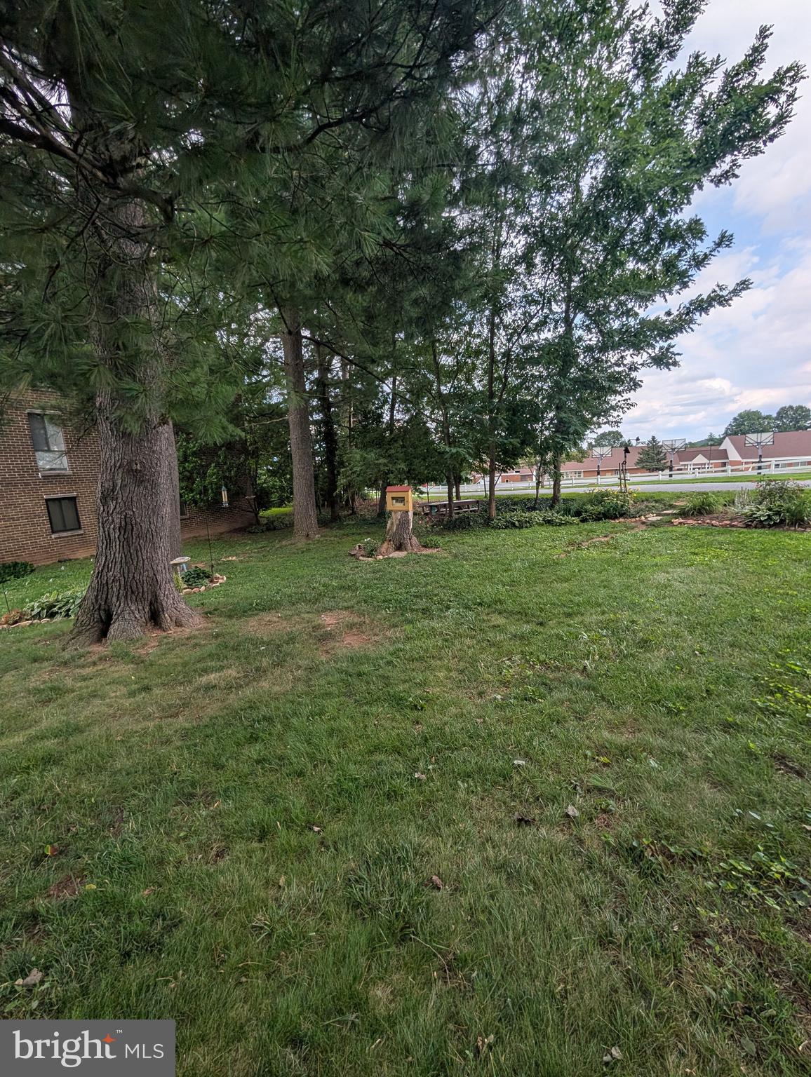 3230 Spartan Road Olney, MD 20832 - Photo 24 of 27 common grounds