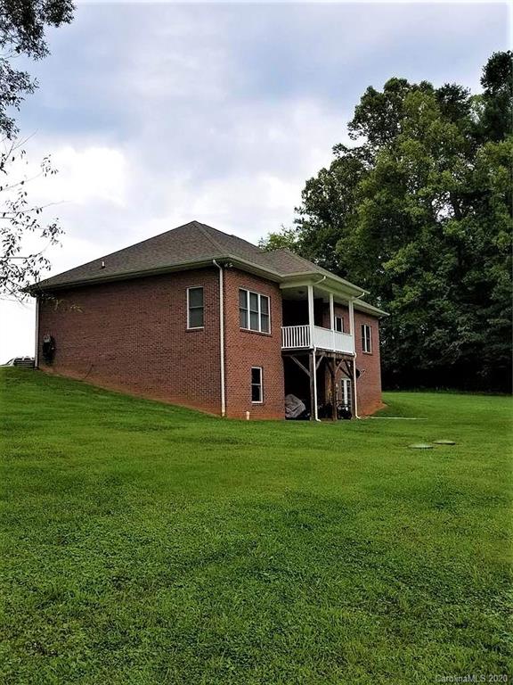 2064 Walshtown Road Boomer, NC 28606 - Photo 5 of 16 Gallery Image 5