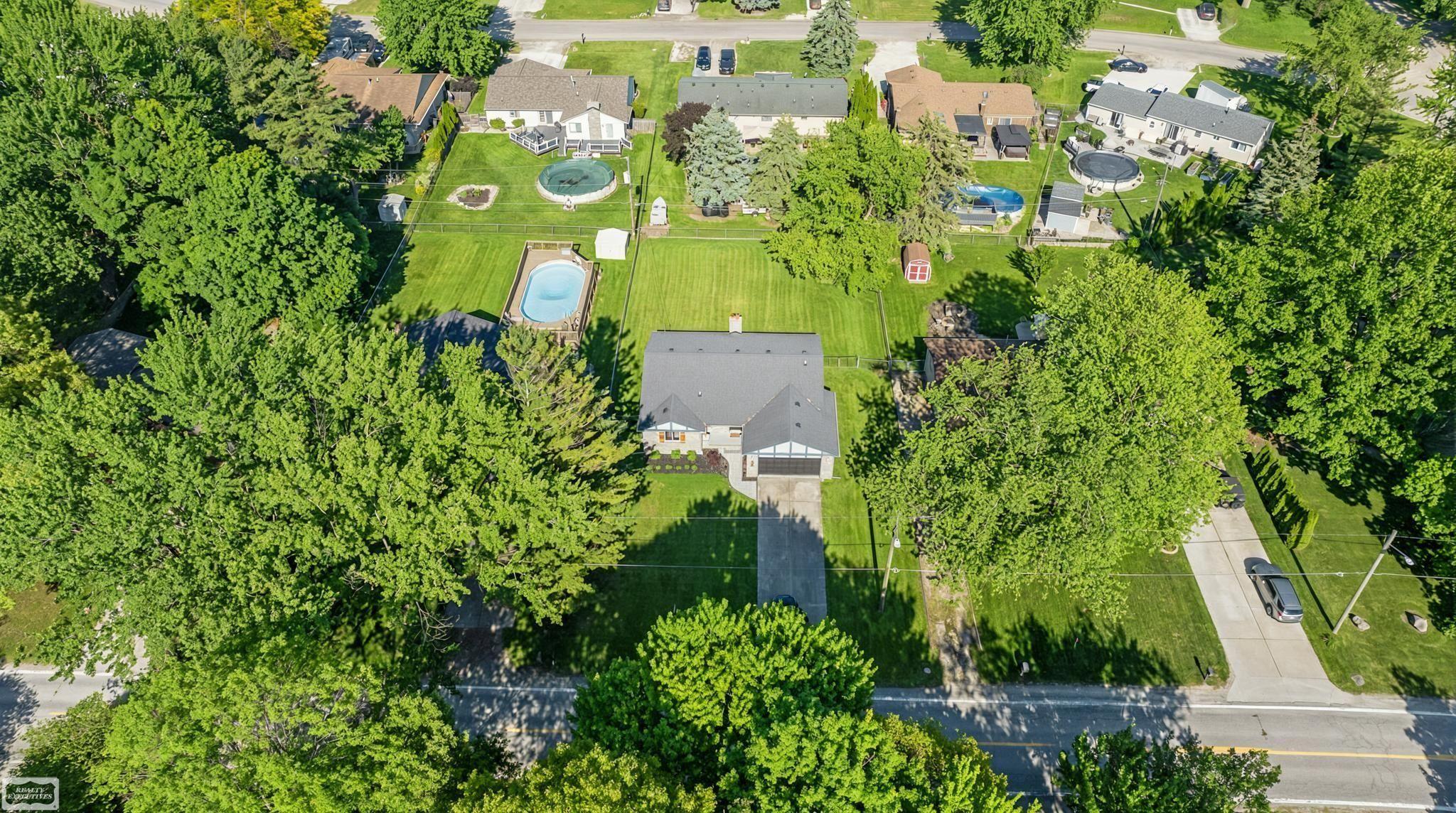 45310 Fairchild Road Macomb, MI 48042 - Photo 32 of 32