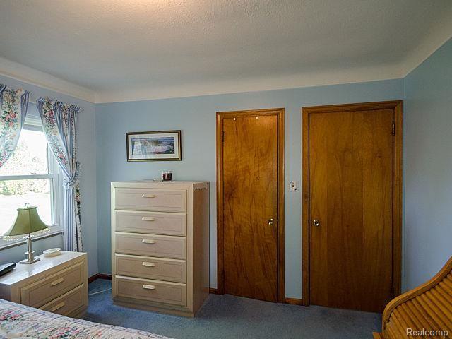 18115 Middlebelt Road Livonia, MI 48152 - Photo 32 of 38 25_12.jpg