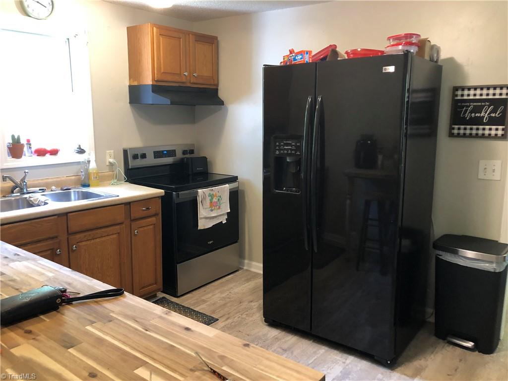 417 Decatur Street Eden, NC 27288 - Photo 16 of 38 Kitchen