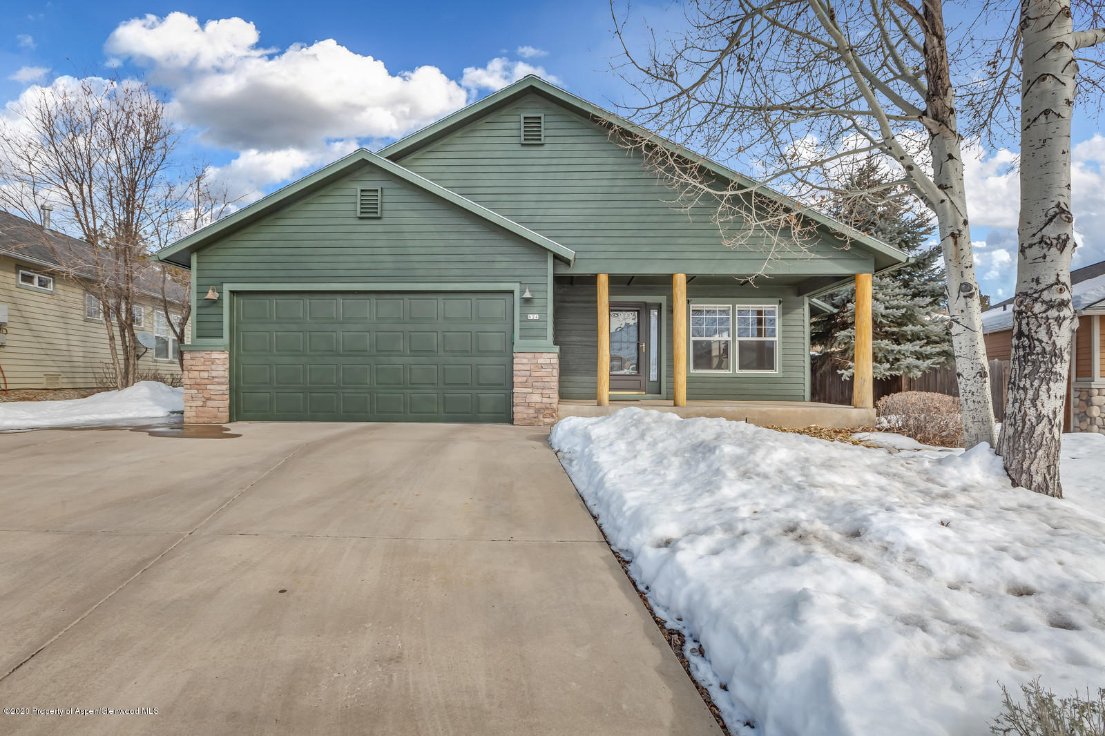 624 Lariat Loop New Castle, CO 81647 - Photo 1 of 26 01_624_Lariat_Loop_New_Castle_81647001_m